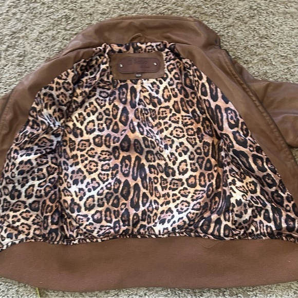 Ci sono faux leathered small woman’s jacket - Picture 14 of 16